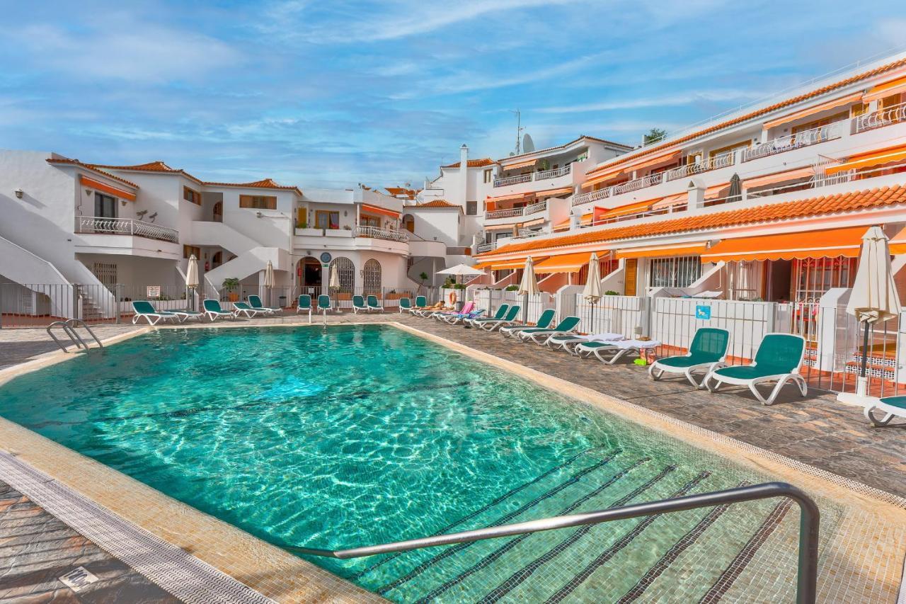 Apartment With Terrace And Pool, Los Cristianos ロスクリスティアーノス エクステリア 写真