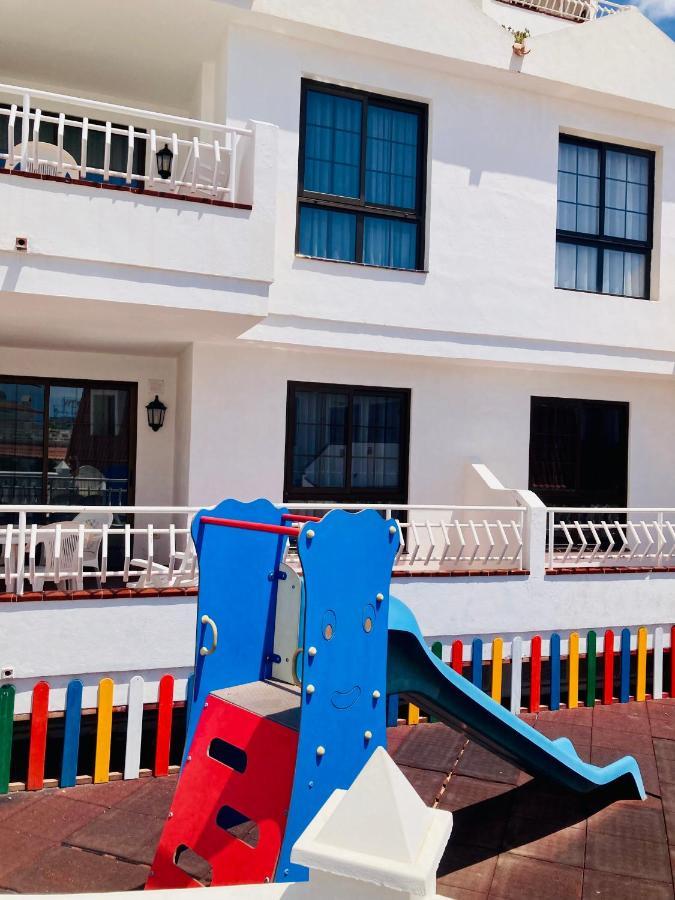 Apartment With Terrace And Pool, Los Cristianos ロスクリスティアーノス エクステリア 写真