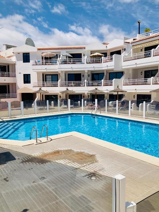 Apartment With Terrace And Pool, Los Cristianos ロスクリスティアーノス エクステリア 写真
