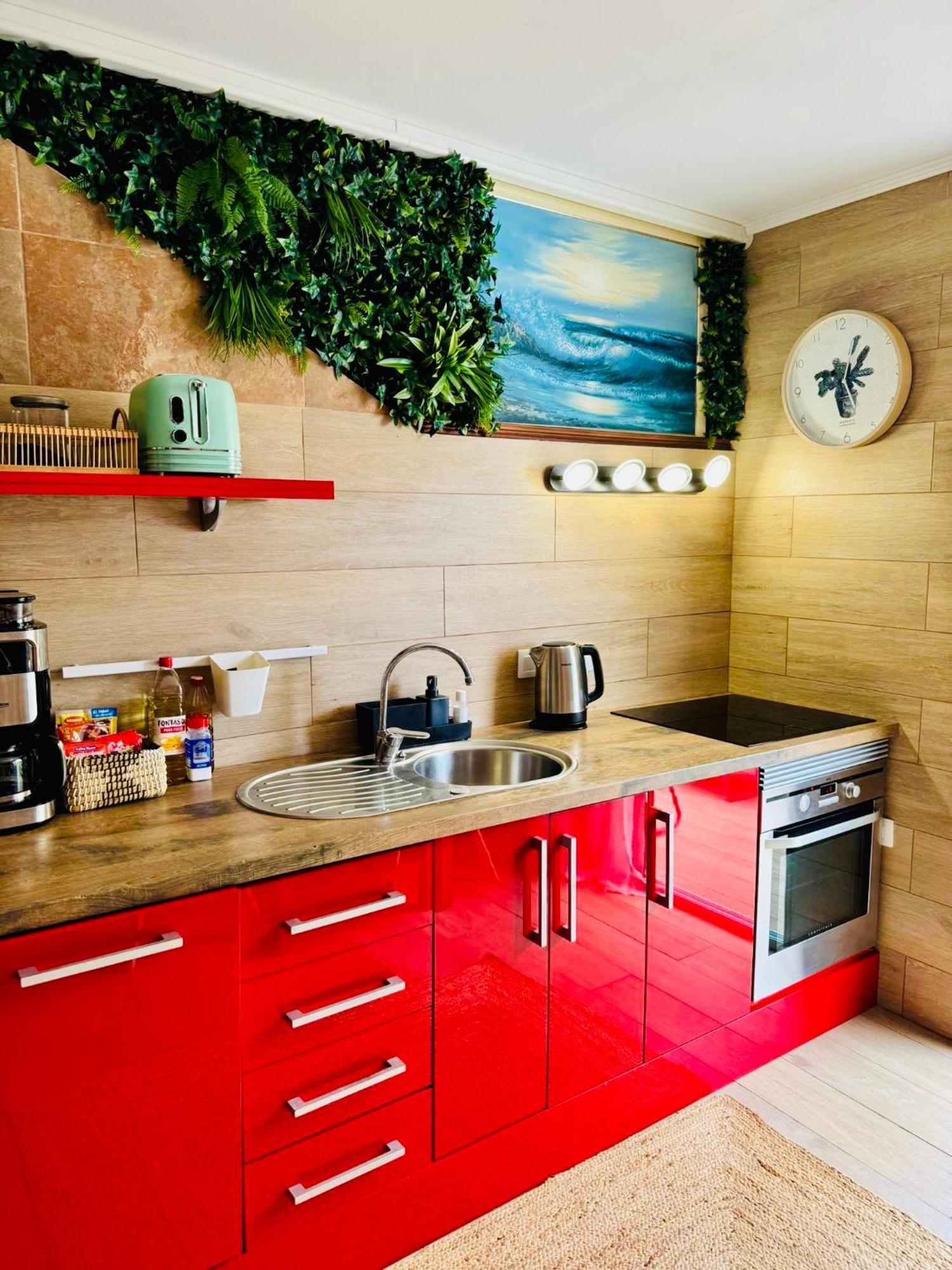 Apartment With Terrace And Pool, Los Cristianos ロスクリスティアーノス エクステリア 写真
