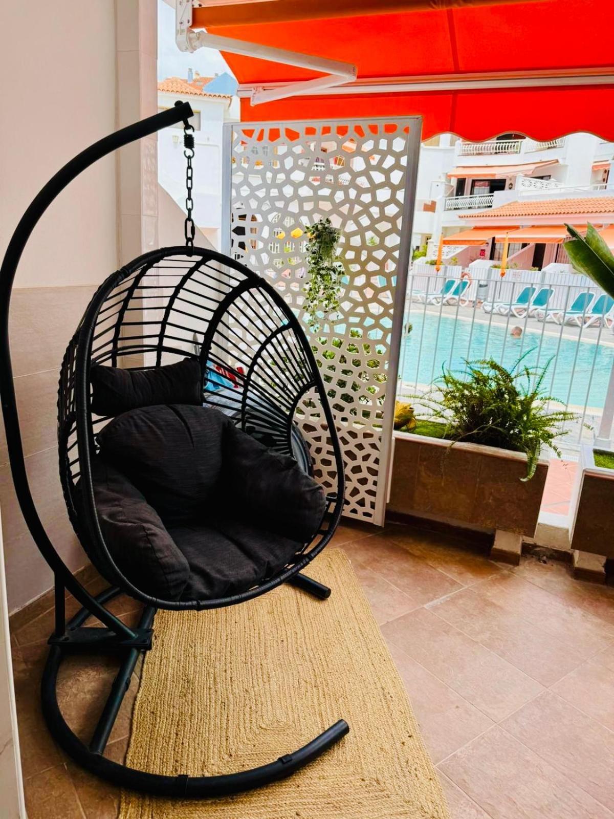 Apartment With Terrace And Pool, Los Cristianos ロスクリスティアーノス エクステリア 写真
