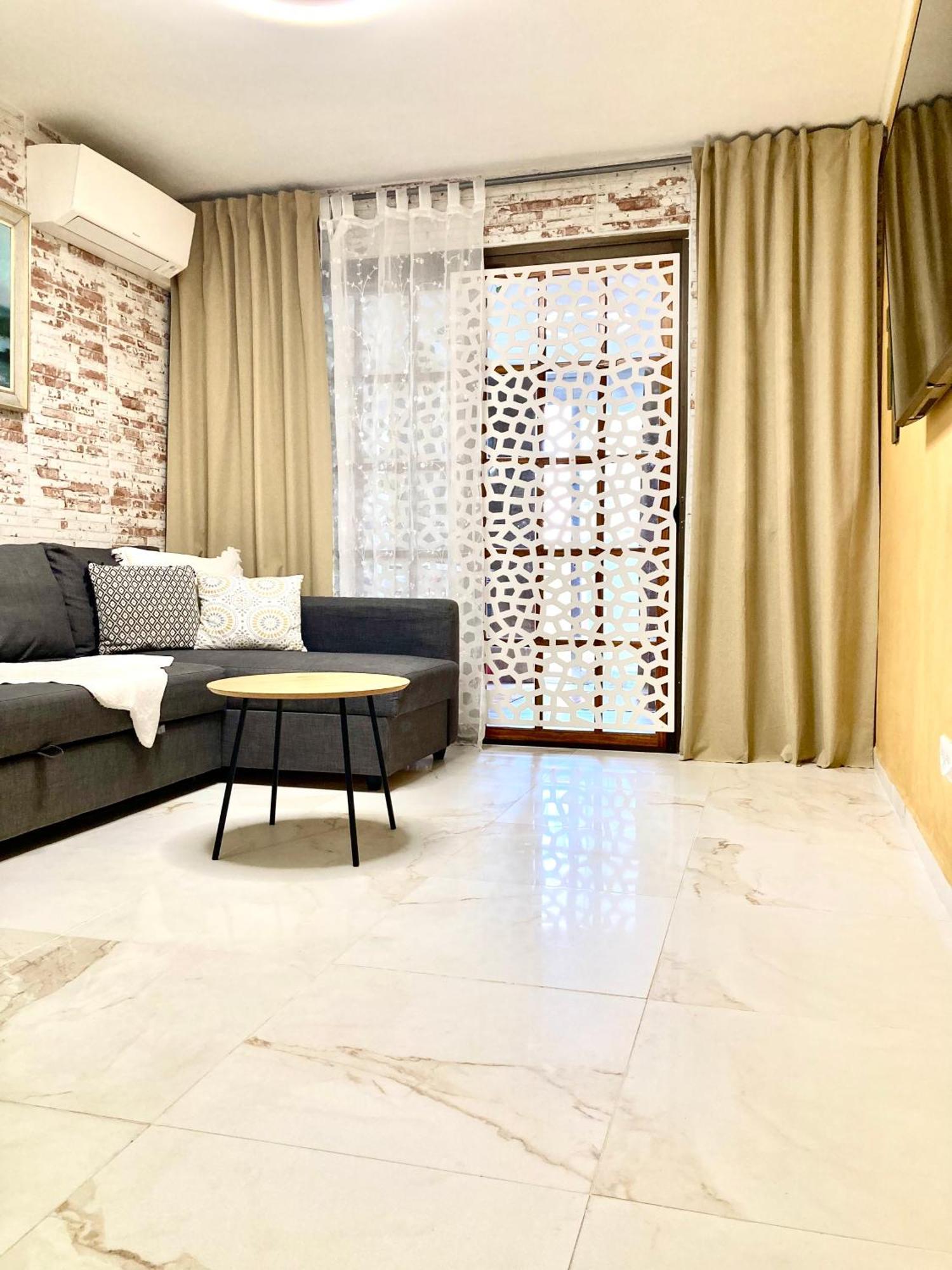 Apartment With Terrace And Pool, Los Cristianos ロスクリスティアーノス エクステリア 写真
